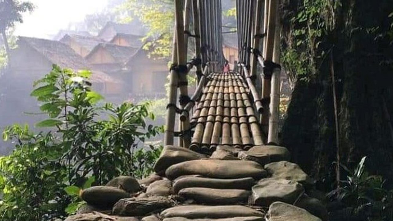 Uncovering the Secrets of the Baduy Tribe A Cultural Journey from Jakarta