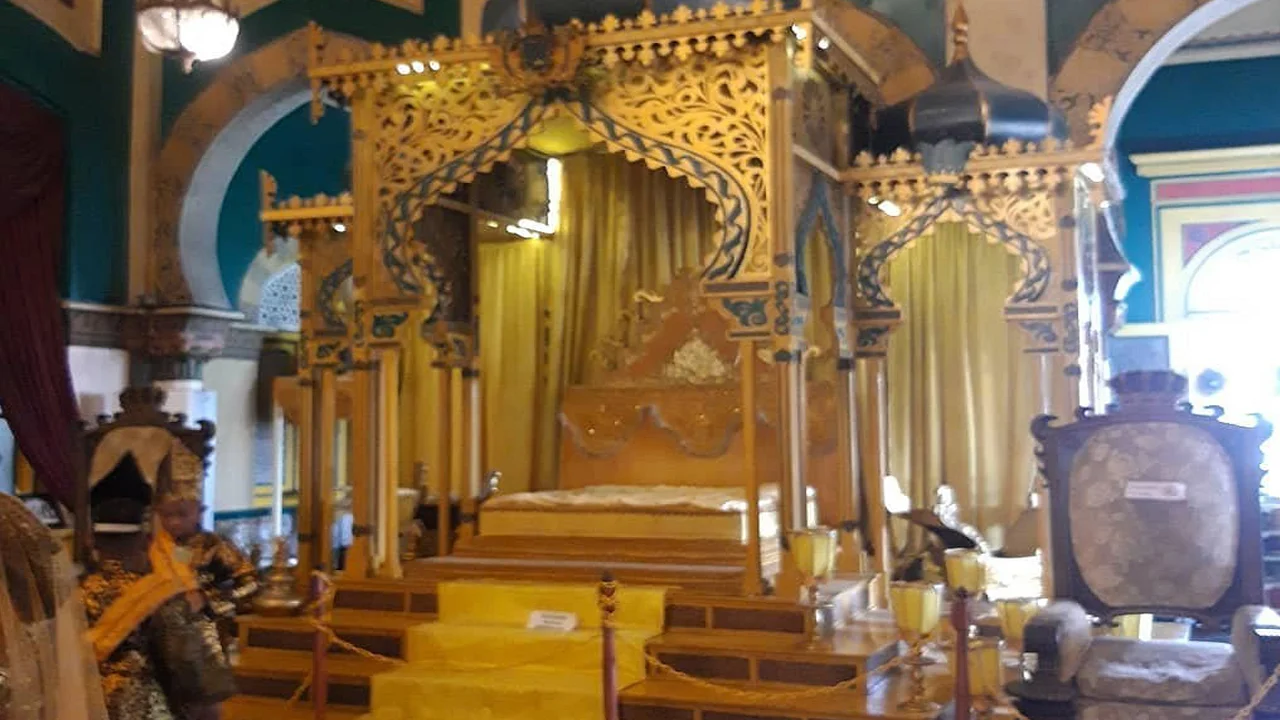 Gal-12 Lake Toba