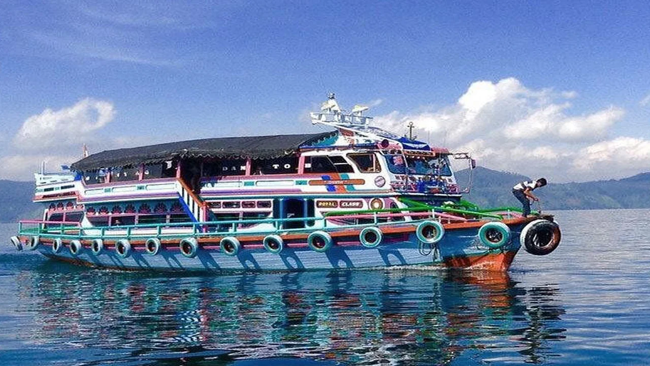 Gal-12 Lake Toba