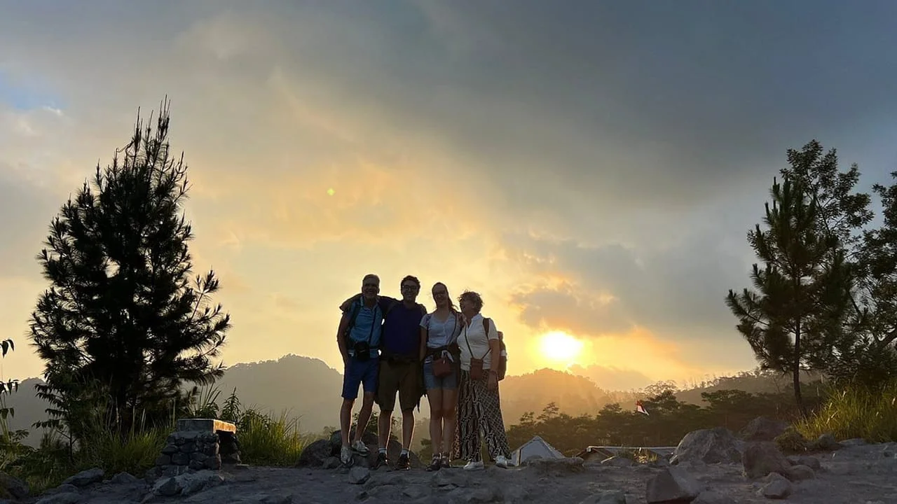 Gal-6 Merapi Tour