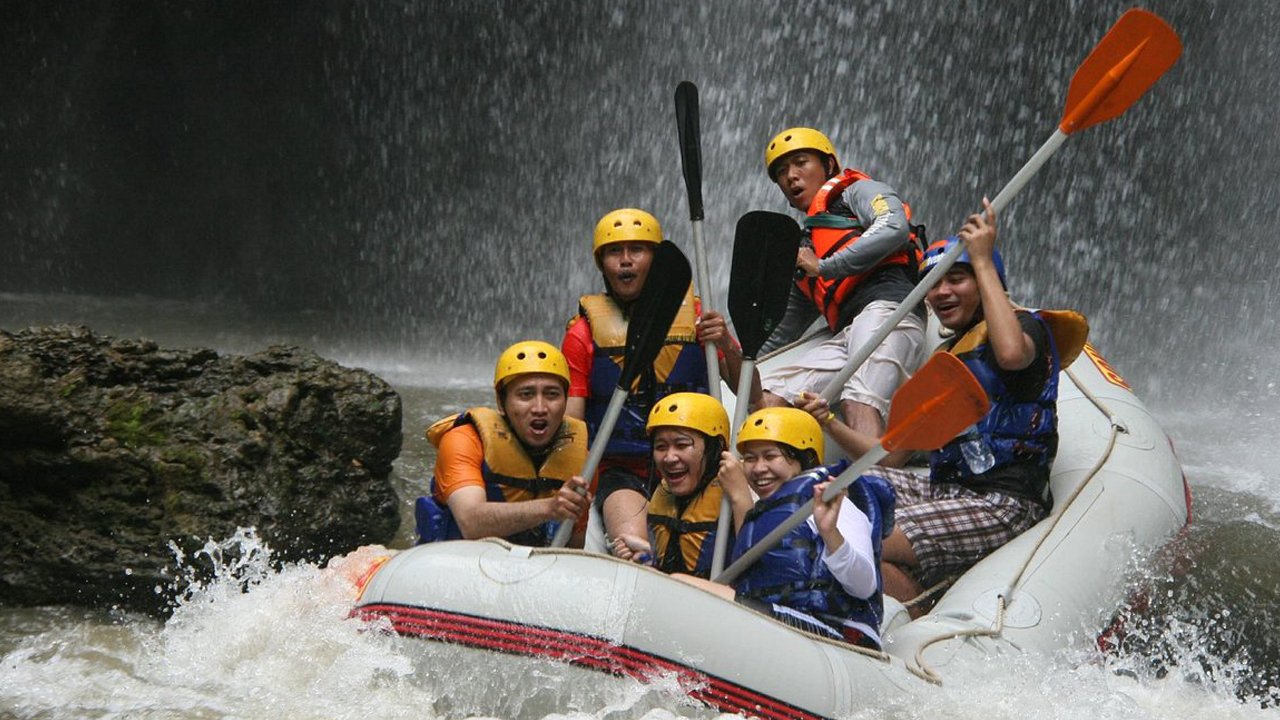 Heart-Pumping Fun: Pekalen River Rafting Adventure from Surabaya